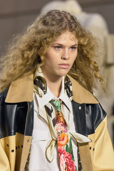 Look 6
